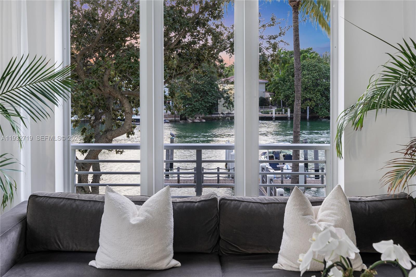 6109 W Laguna Dr W #6109 Miami Beach, FL 33141