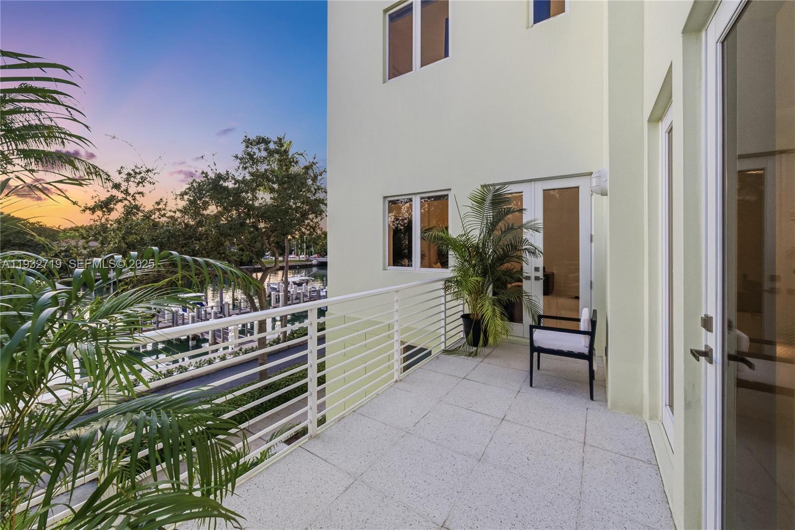 6109 W Laguna Dr W #6109 Miami Beach, FL 33141