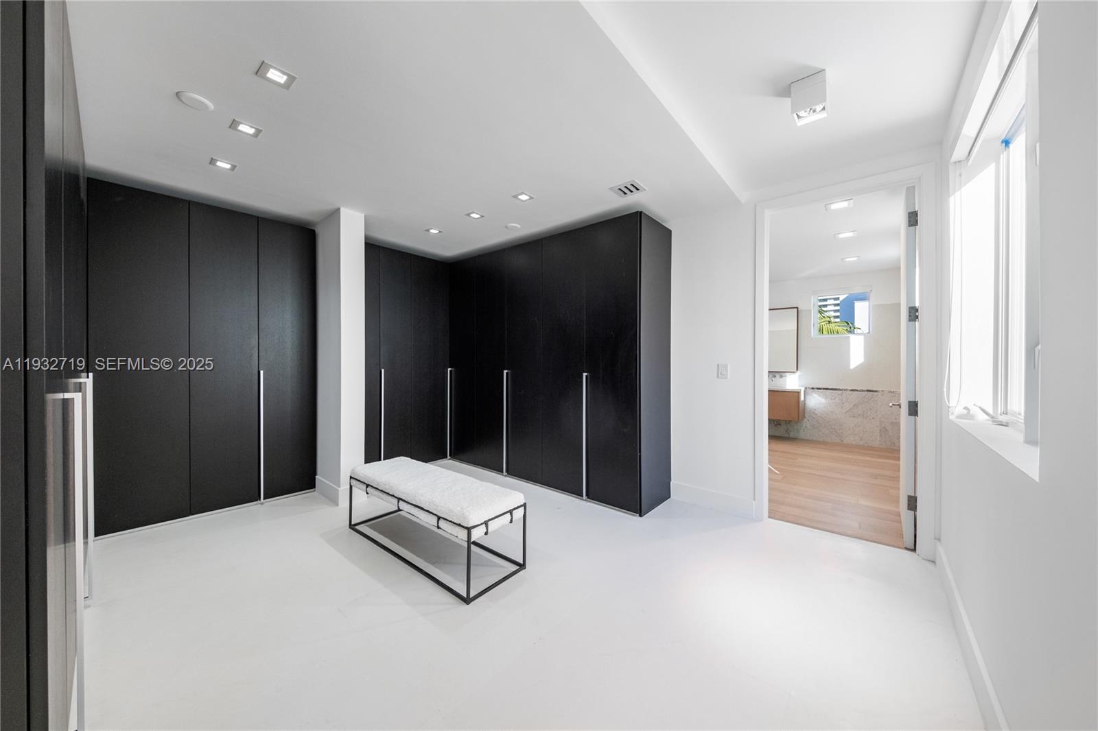 image Aqua Residence82