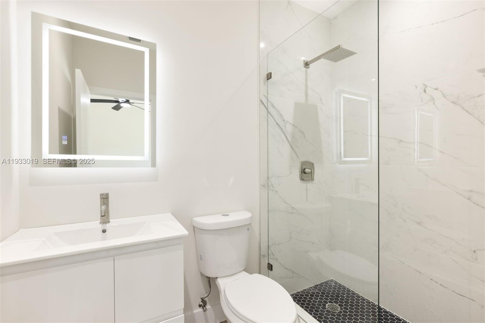 6852-6850 NW 4th Ave Miami, FL 33150