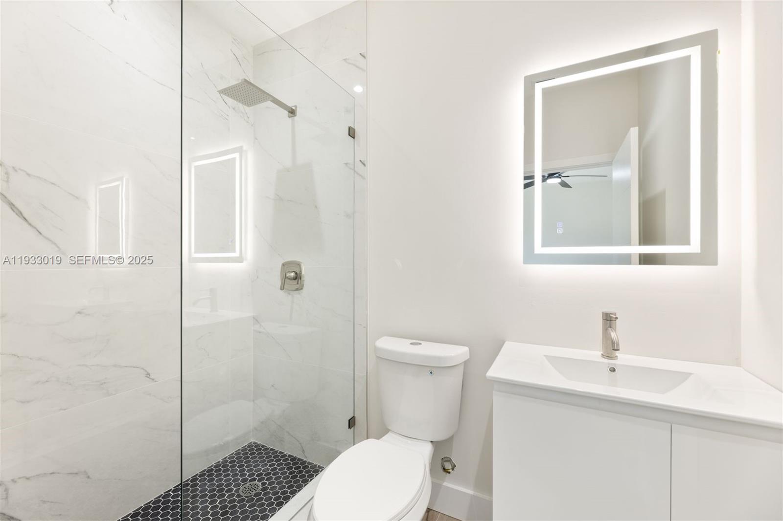 6852-6850 NW 4th Ave Miami, FL 33150