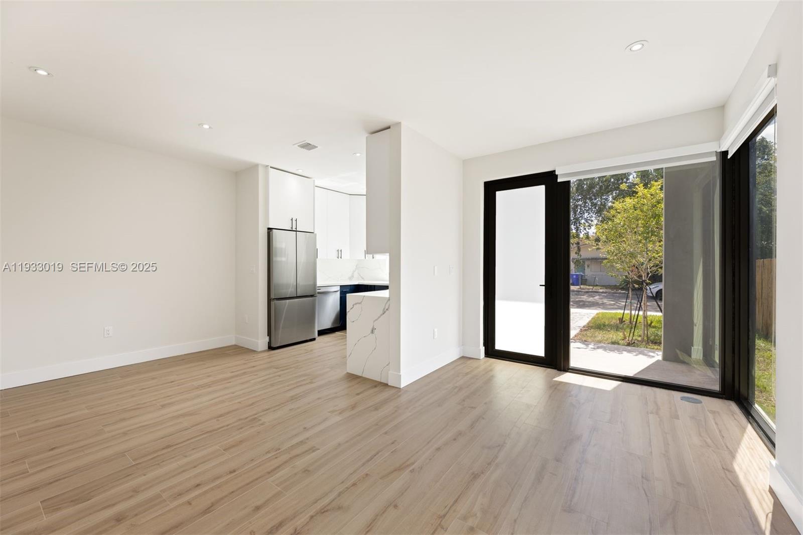 6852-6850 NW 4th Ave Miami, FL 33150