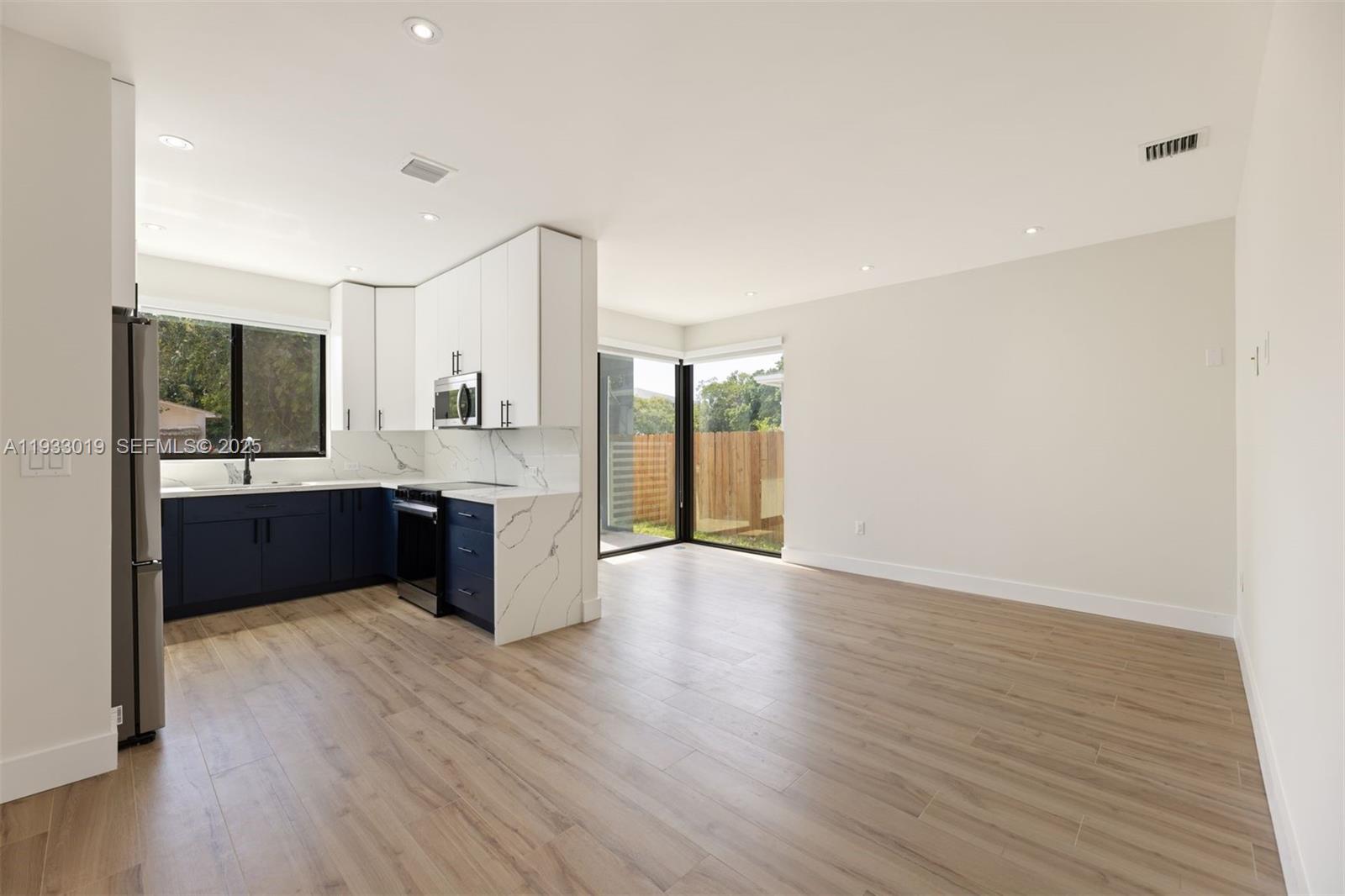 6852-6850 NW 4th Ave Miami, FL 33150