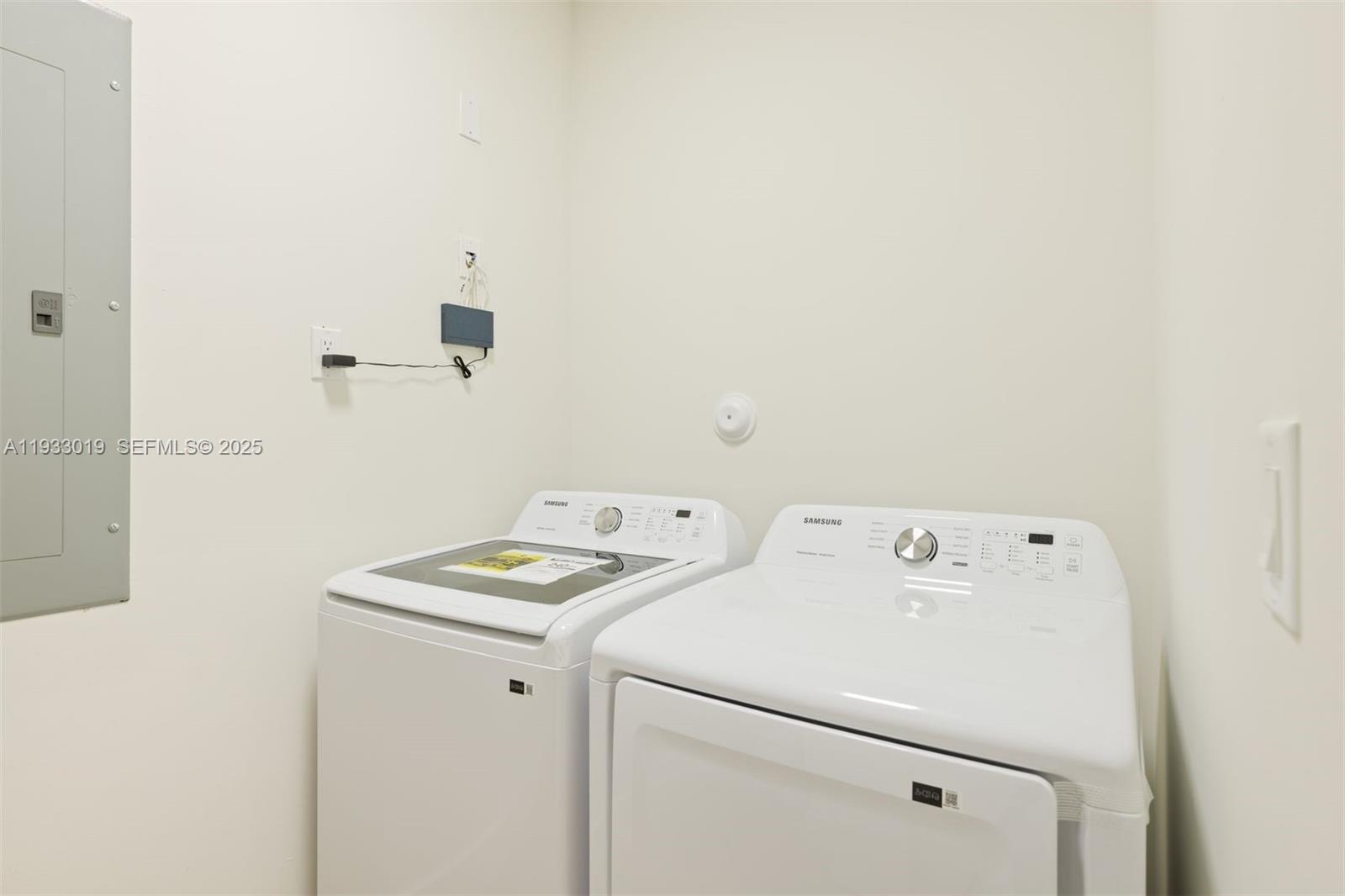 6852-6850 NW 4th Ave Miami, FL 33150