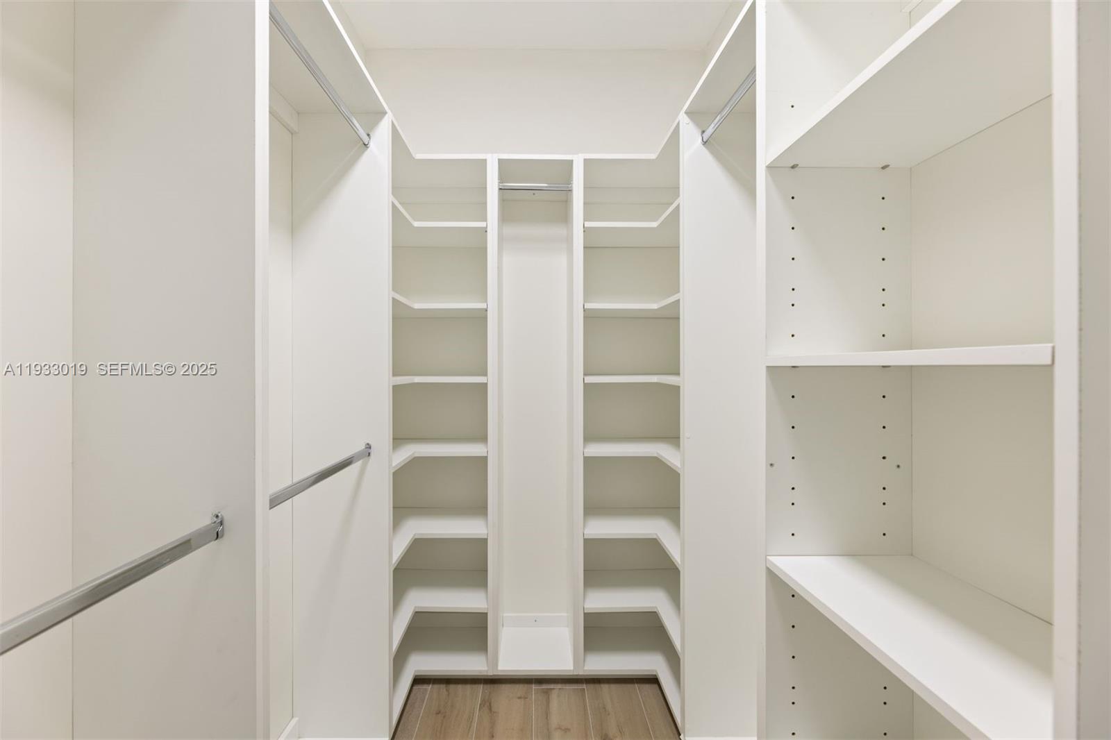 6852-6850 NW 4th Ave Miami, FL 33150