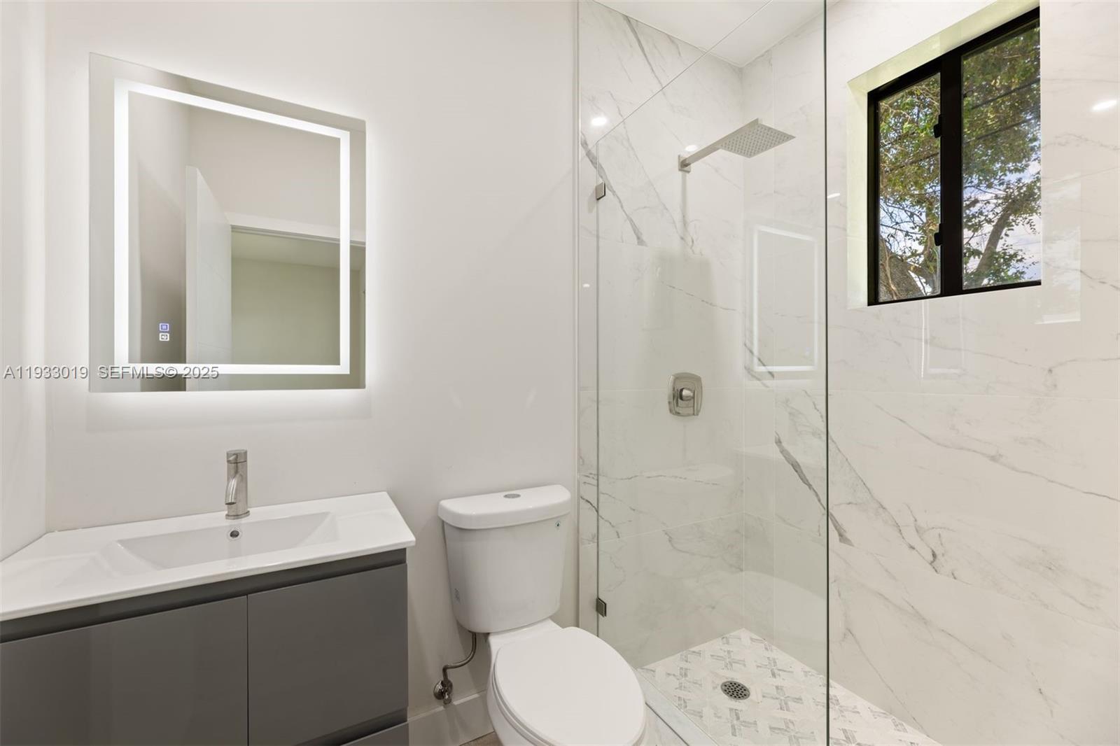 6852-6850 NW 4th Ave Miami, FL 33150