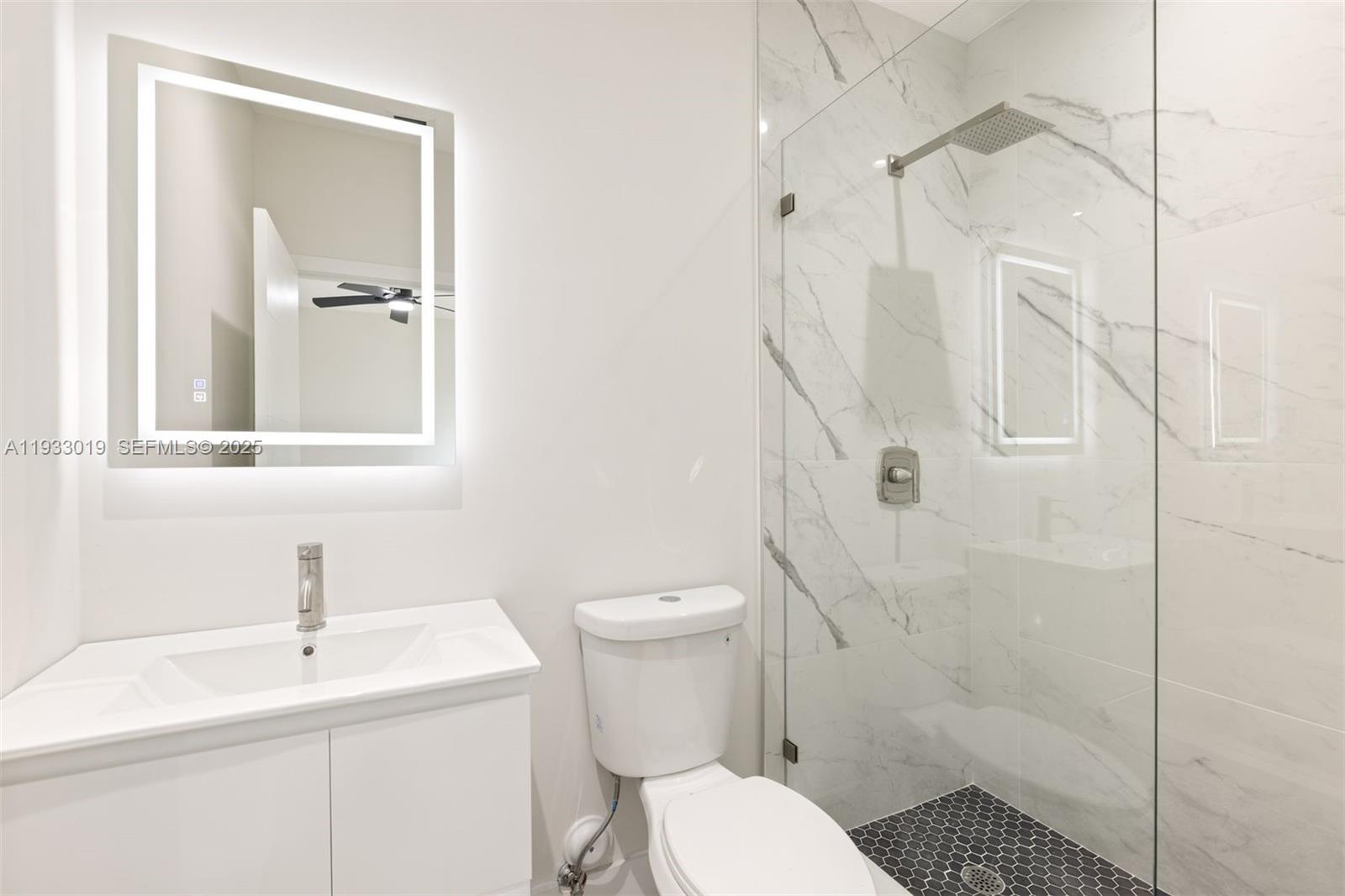 6852-6850 NW 4th Ave Miami, FL 33150