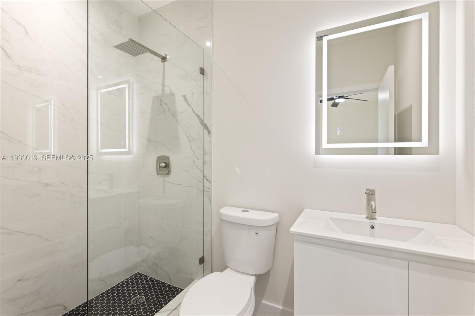 6852-6850 NW 4th Ave Miami, FL 33150