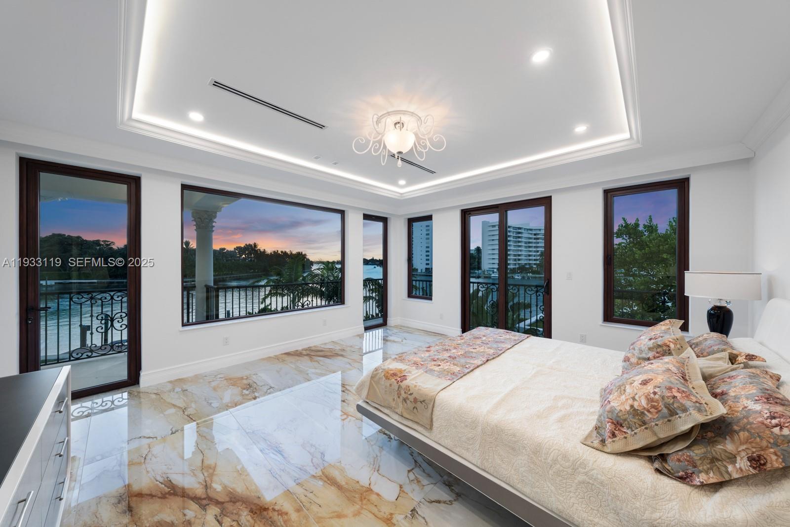 919 92nd St Surfside, FL 33154