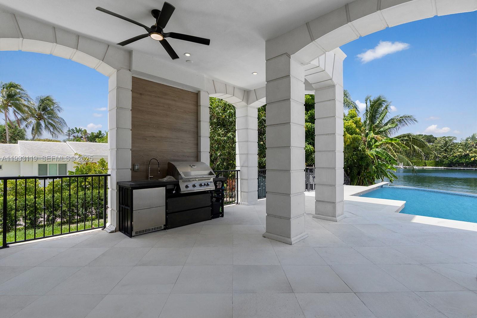 919 92nd St Surfside, FL 33154