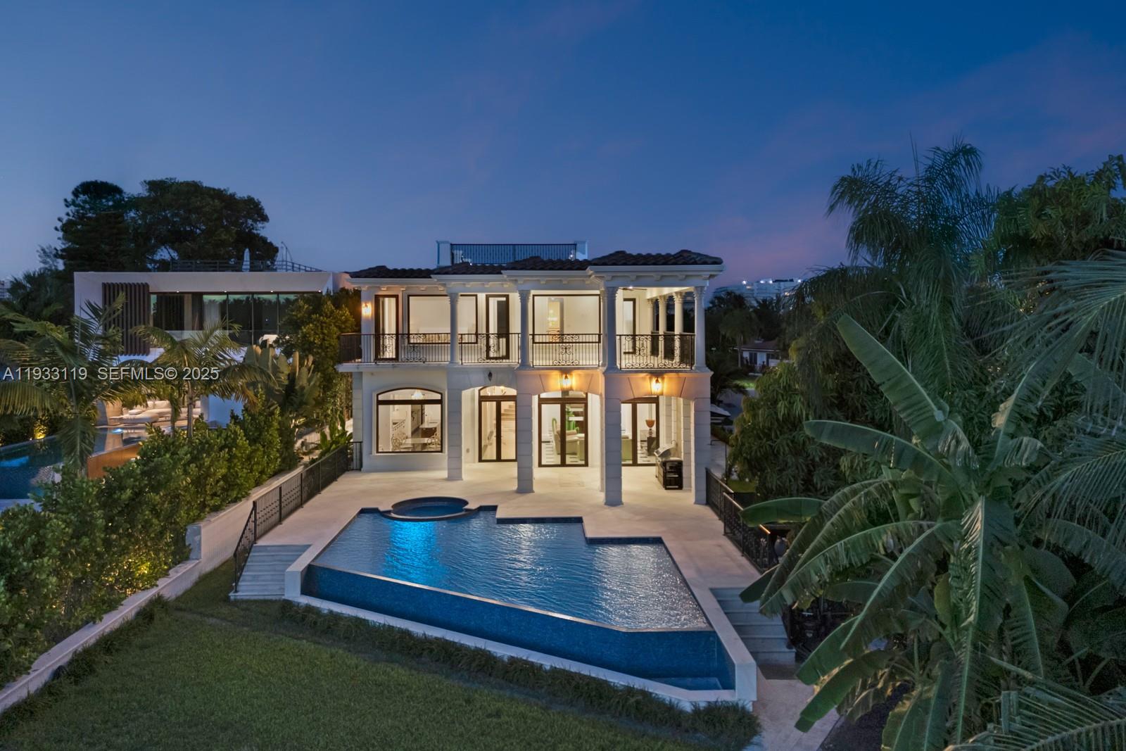 919 92nd St Surfside, FL 33154