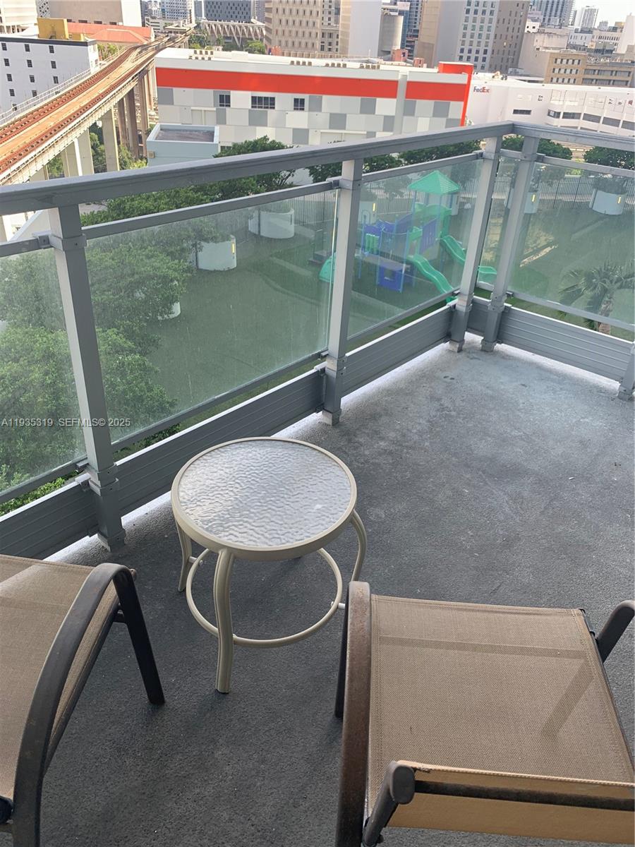 image The Ivy at Riverfront10