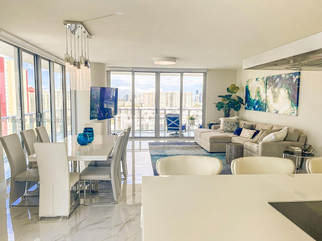 image Parque Towers Condo11