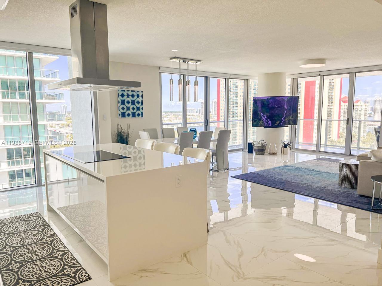 image Parque Towers Condo12