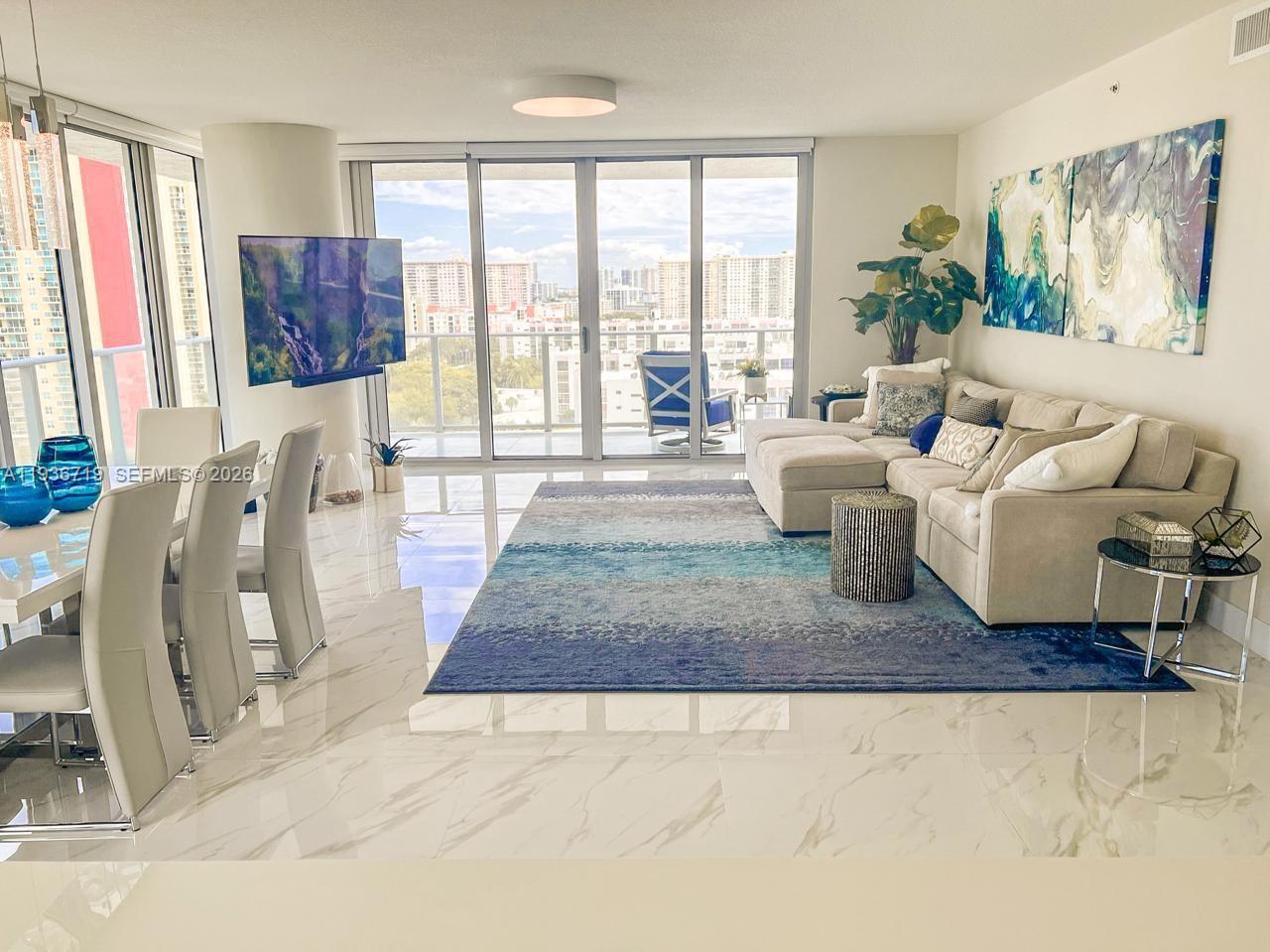 image Parque Towers Condo16