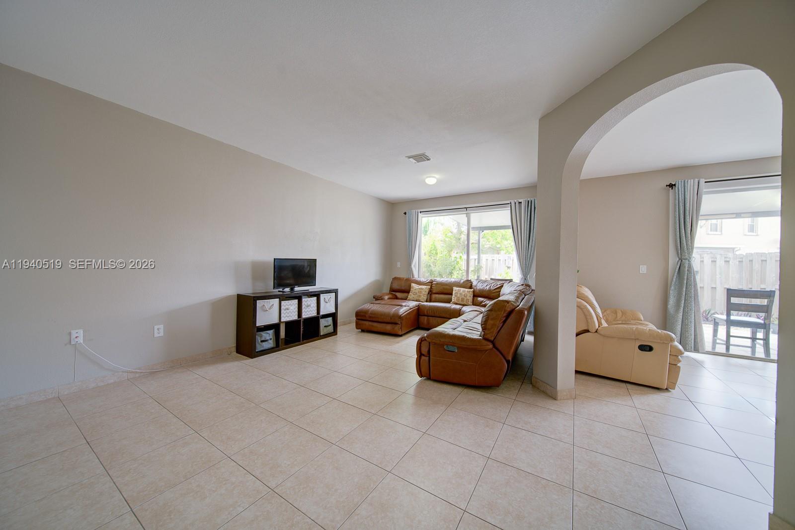 27461 SW 138th Ave Homestead, FL 33032