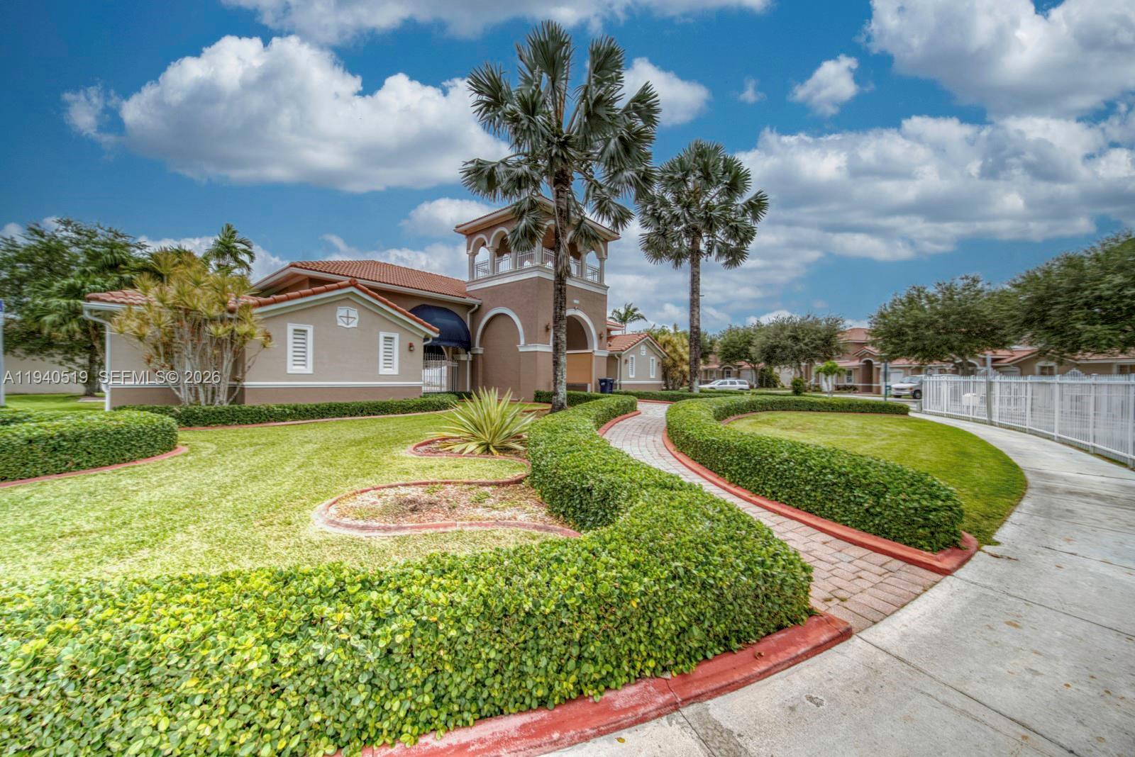 27461 SW 138th Ave Homestead, FL 33032