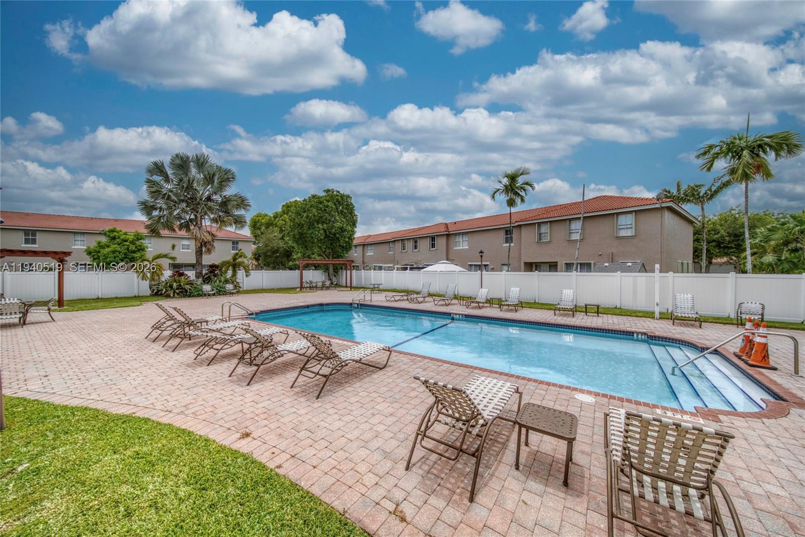 27461 SW 138th Ave Homestead, FL 33032