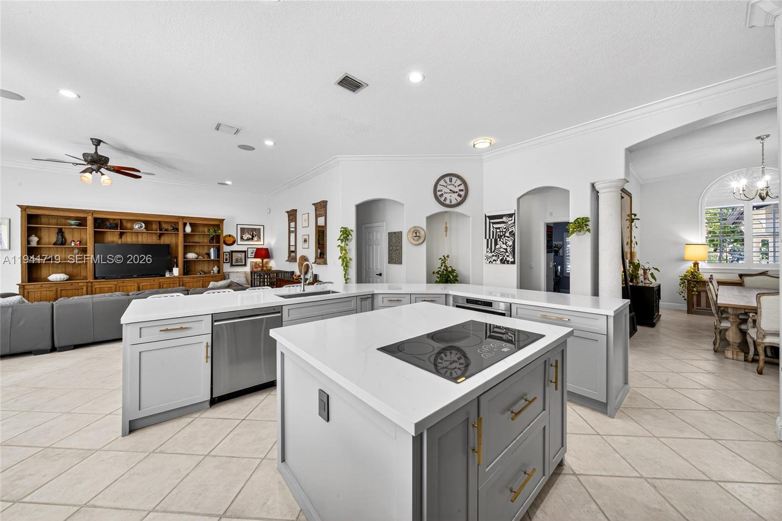 12530 SW 96th Ct Miami, FL 33176