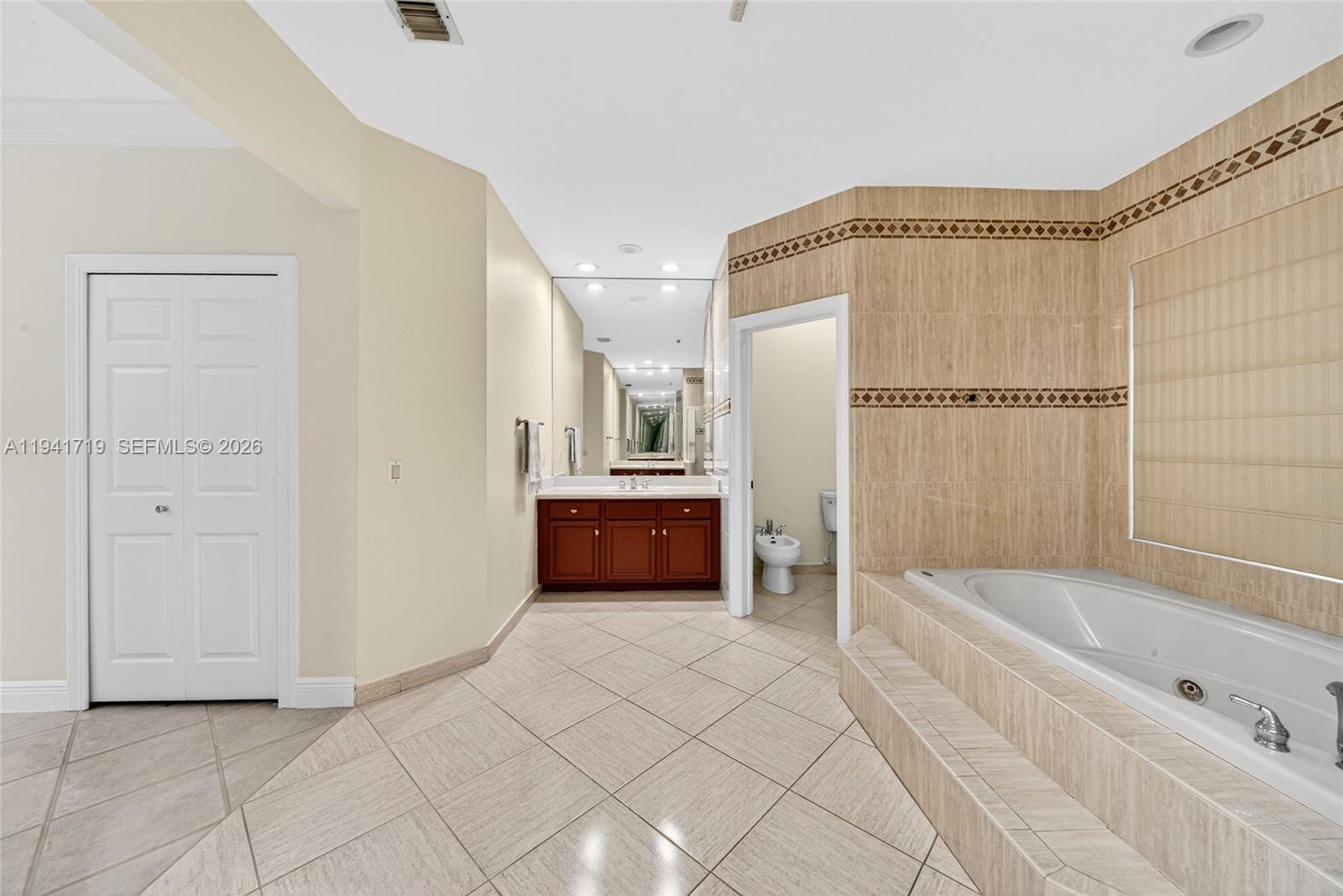 12530 SW 96th Ct Miami, FL 33176