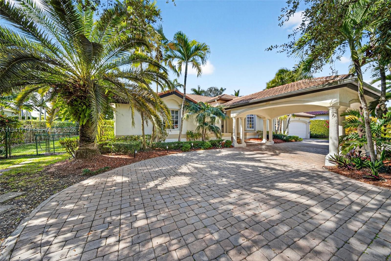 12530 SW 96th Ct Miami, FL 33176