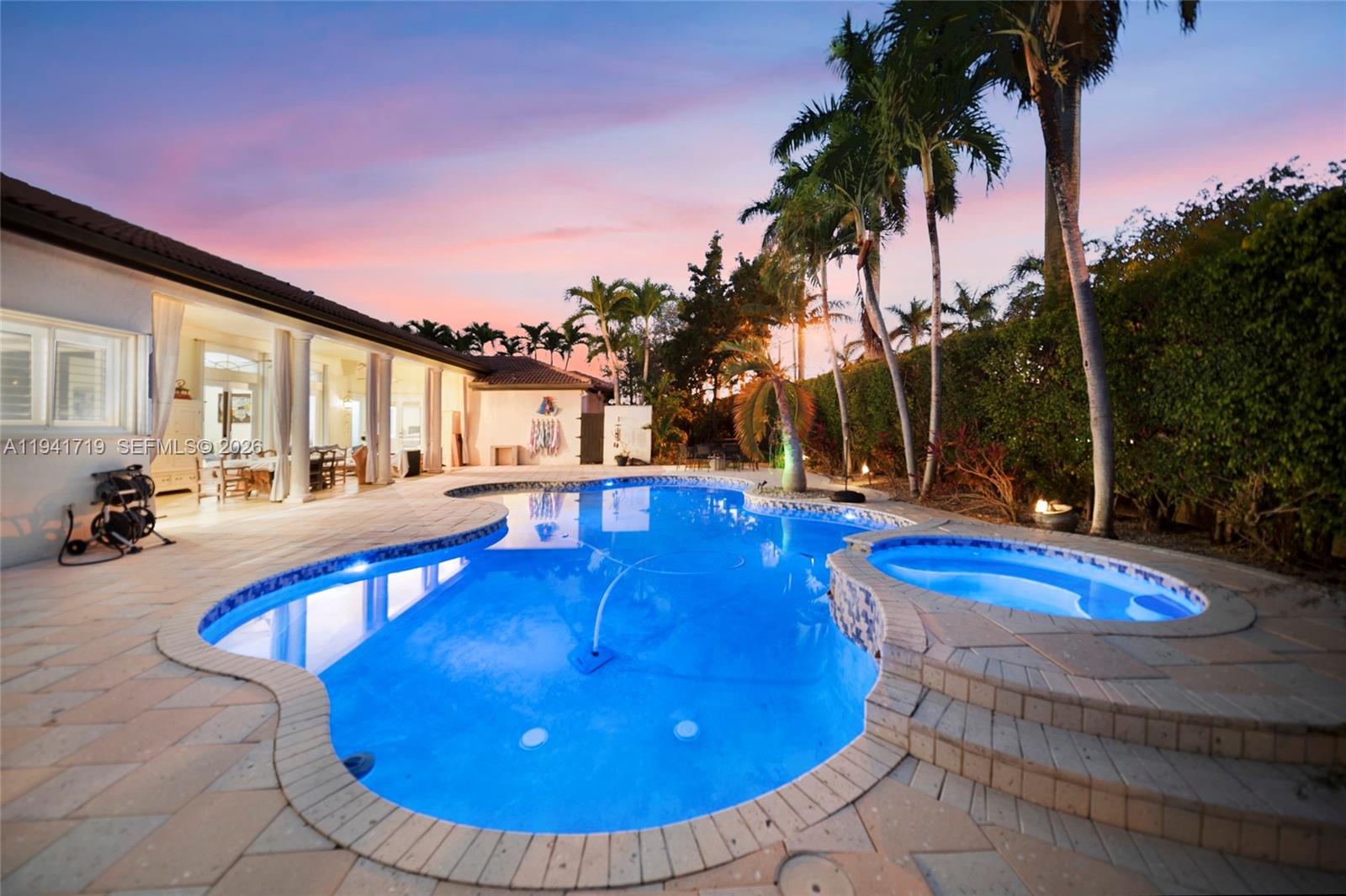 12530 SW 96th Ct Miami, FL 33176