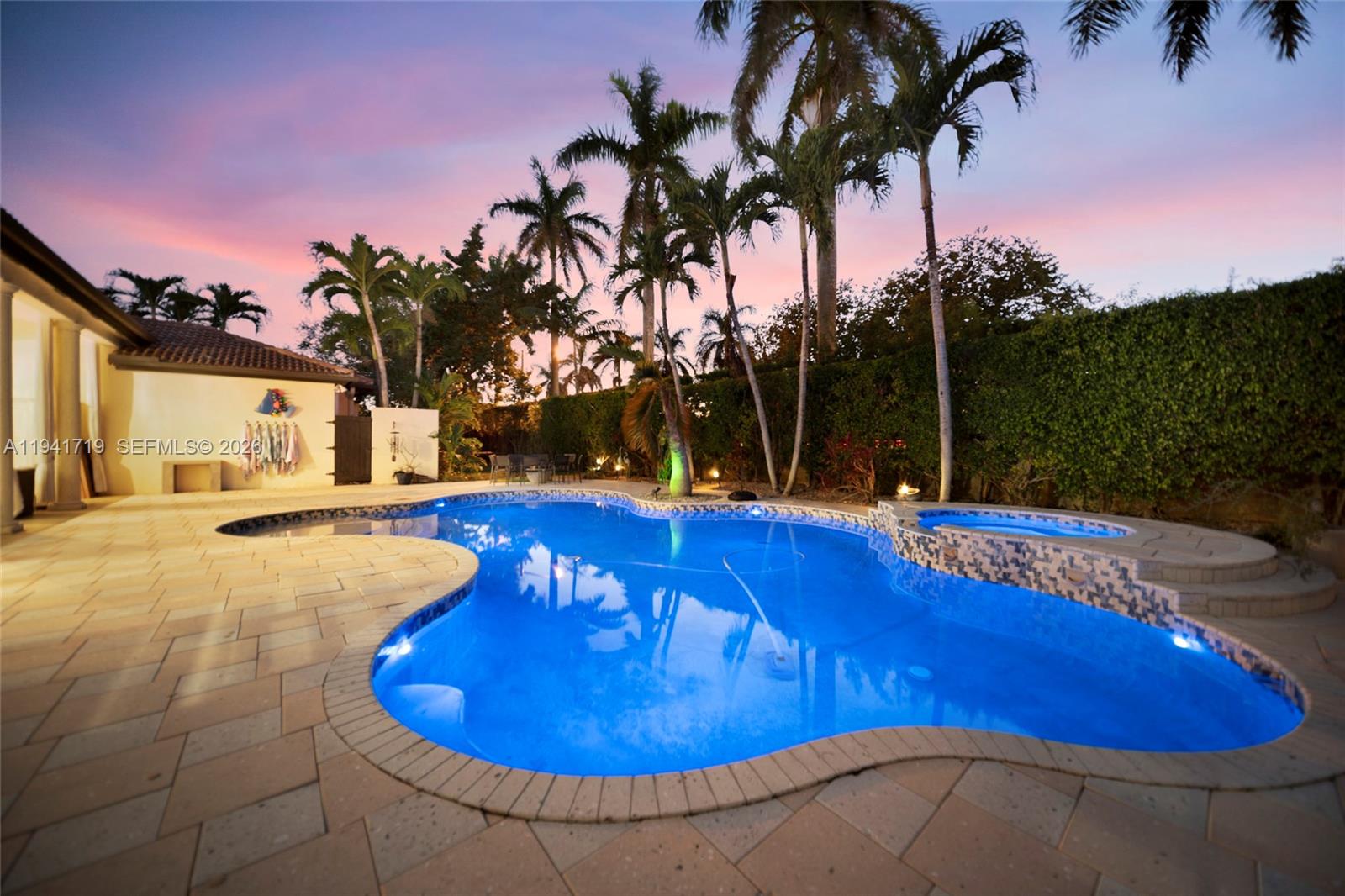 12530 SW 96th Ct Miami, FL 33176