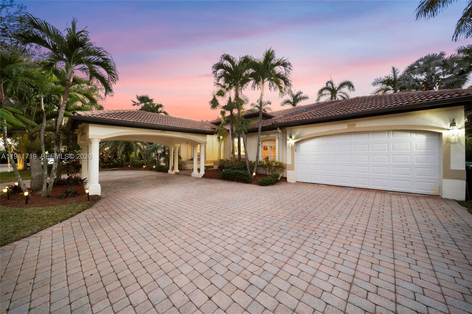 12530 SW 96th Ct Miami, FL 33176