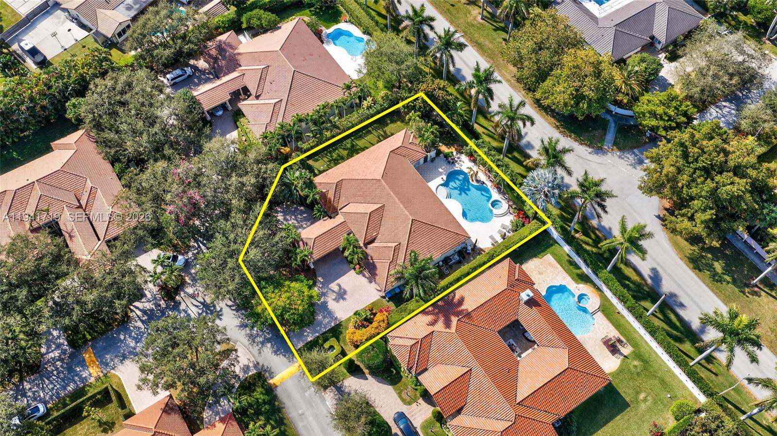 12530 SW 96th Ct Miami, FL 33176