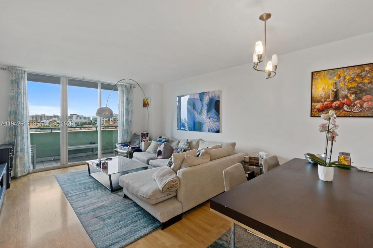 image Yacht Club At Portofino1