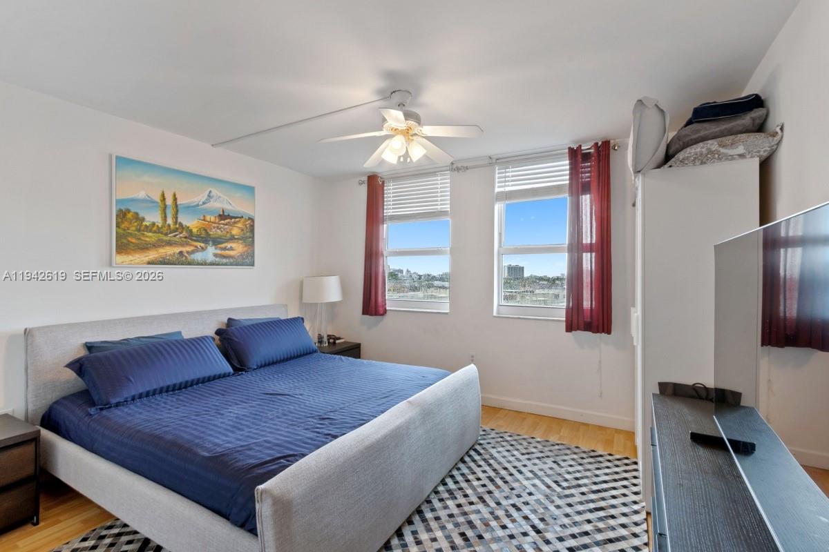 image Yacht Club At Portofino6