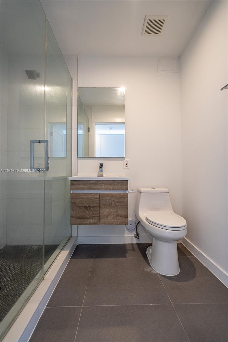 924 Marseille Dr #38 Miami Beach, FL 33141