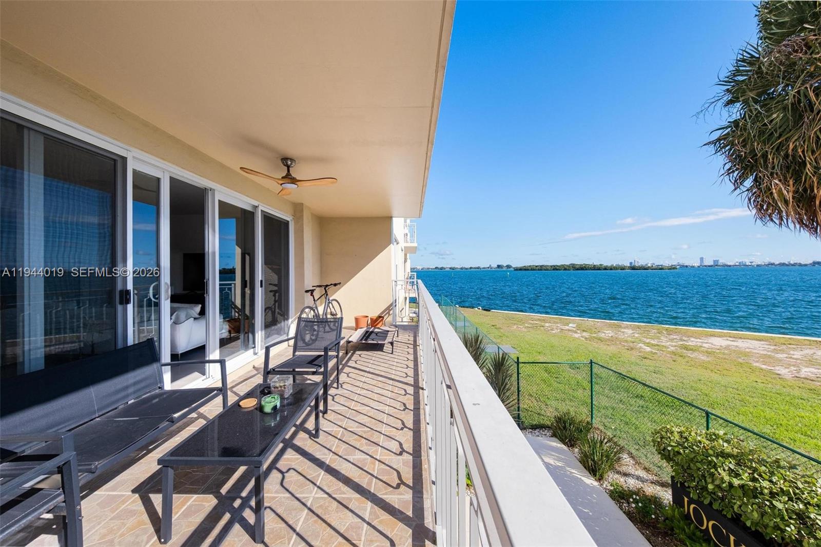 11111 Biscayne Blvd #207 Miami, FL 33181