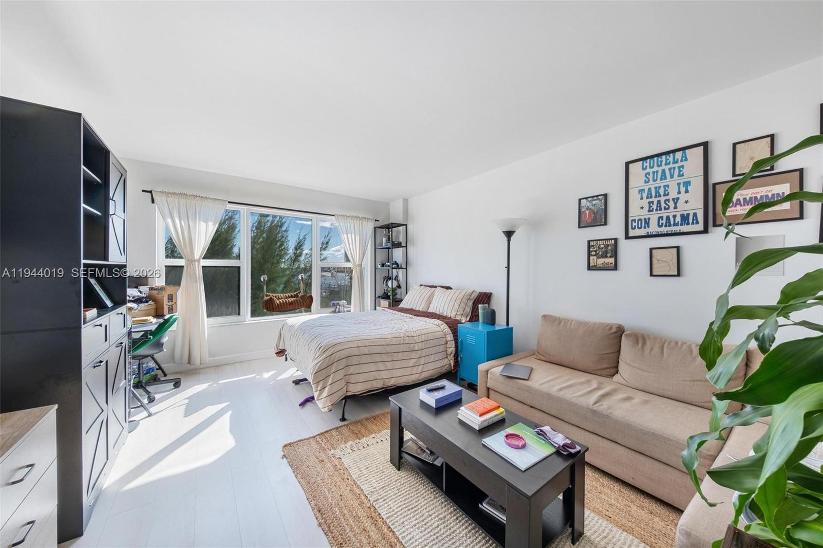 11111 Biscayne Blvd #207 Miami, FL 33181