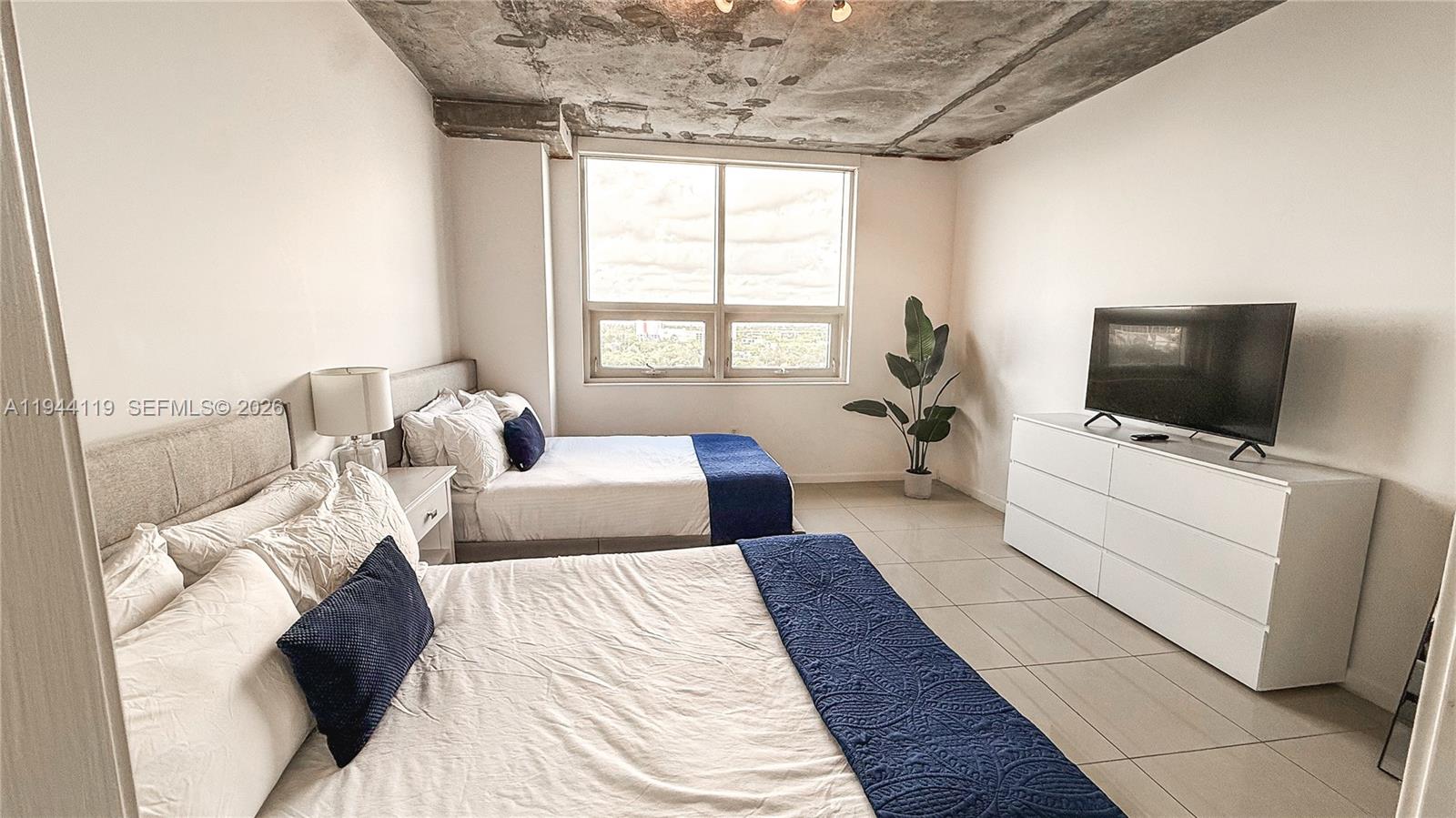 3250 NE 1st Ave #1110 Miami, FL 33137