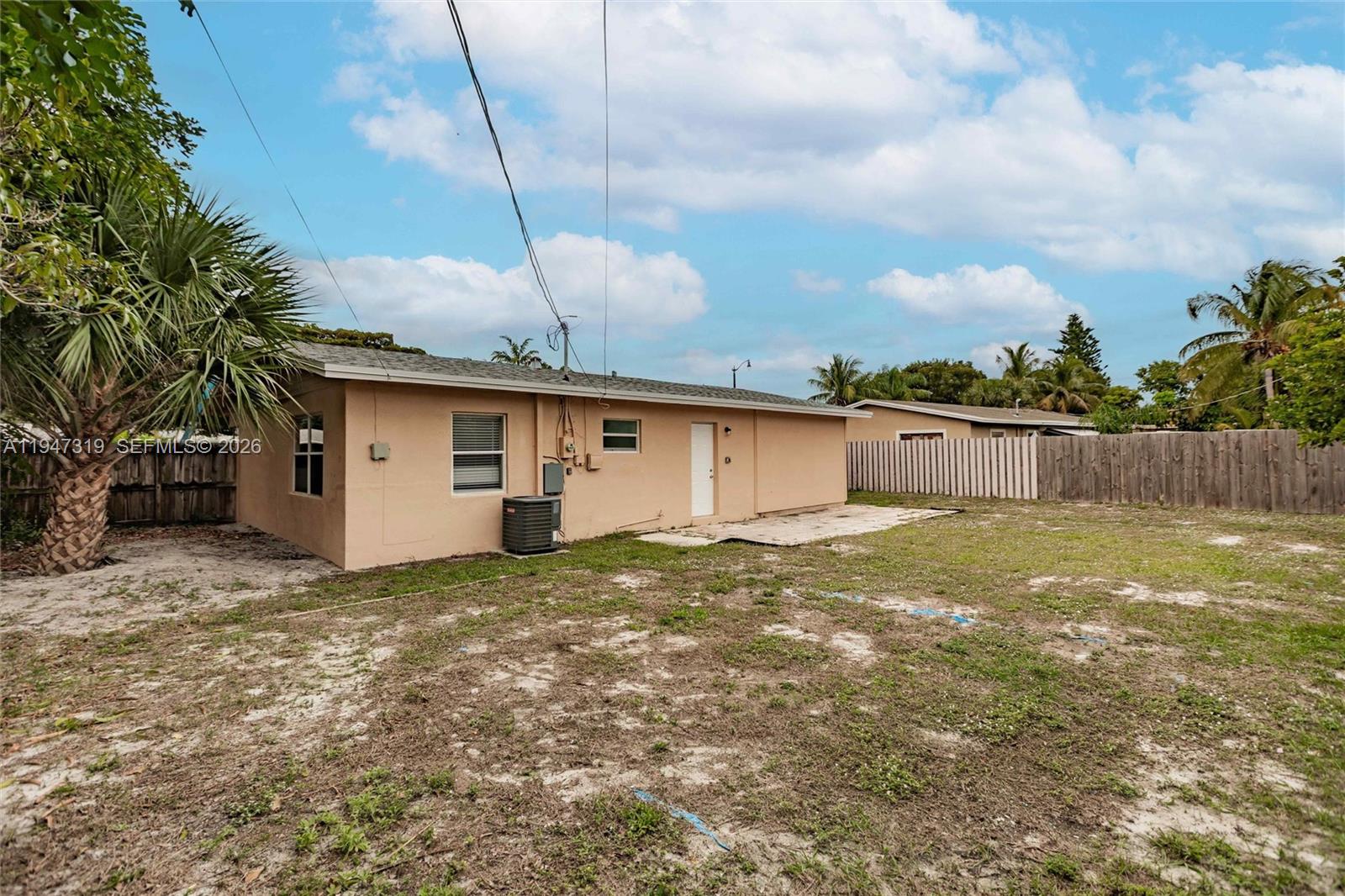3140 NE 10th Ter Pompano Beach, FL 33064