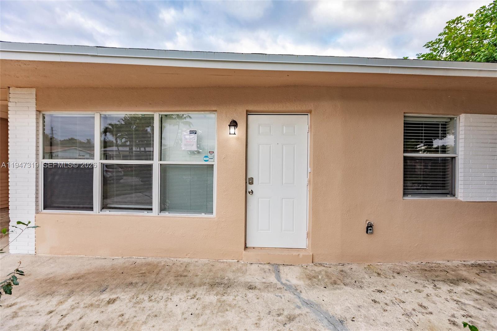 3140 NE 10th Ter Pompano Beach, FL 33064