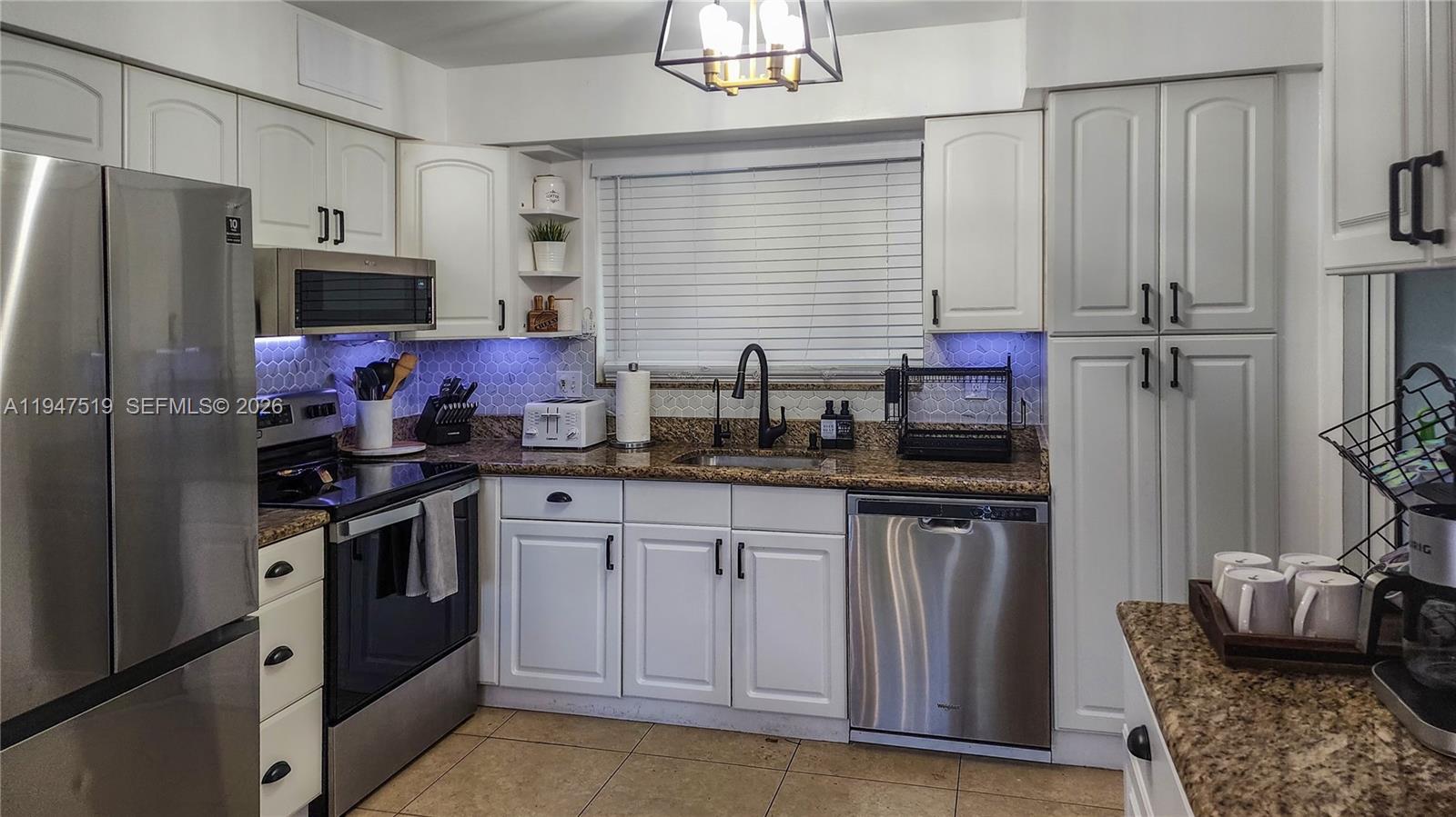 4420 NE 15th Ave Oakland Park, FL 33334