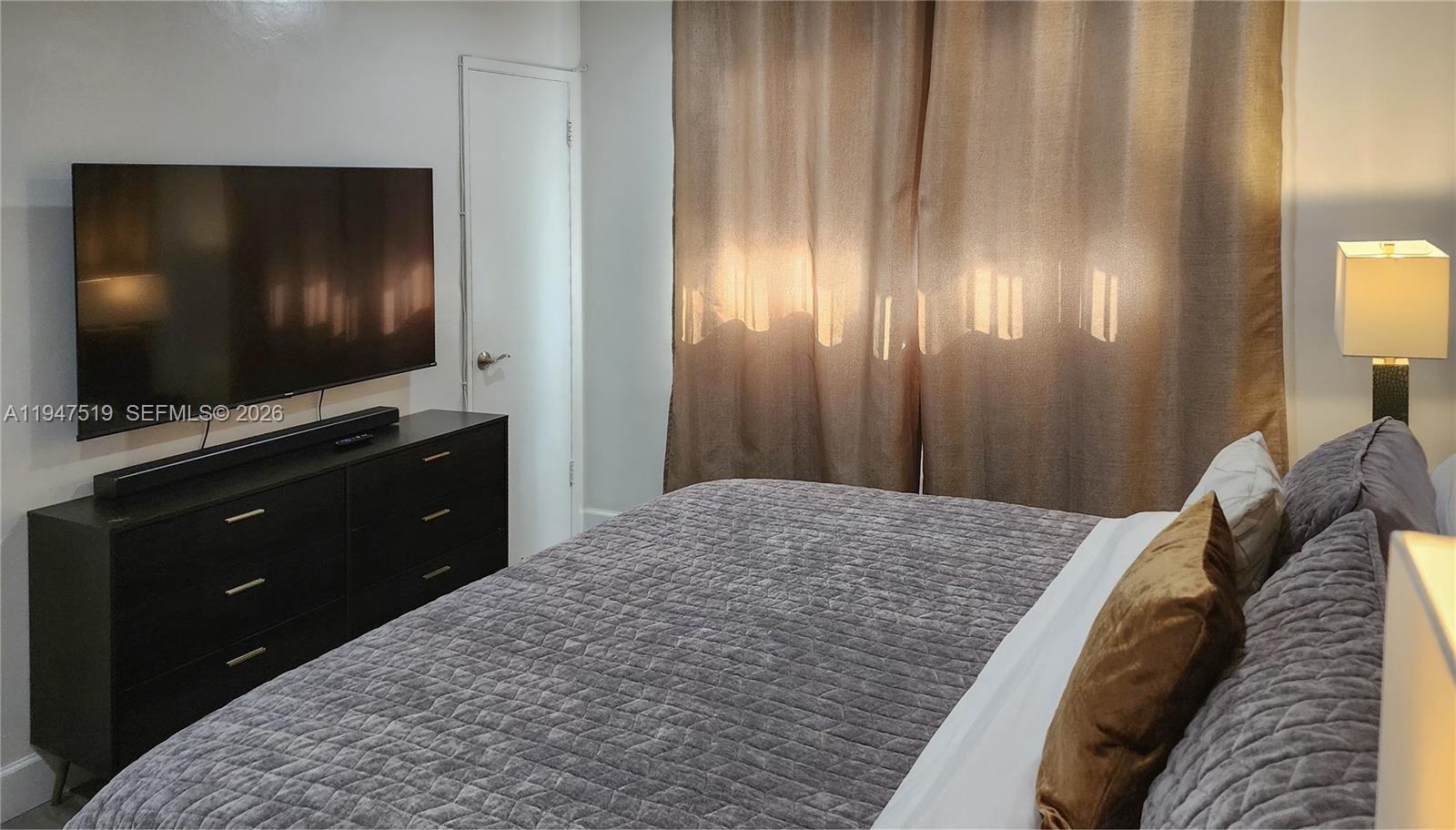 4420 NE 15th Ave Oakland Park, FL 33334