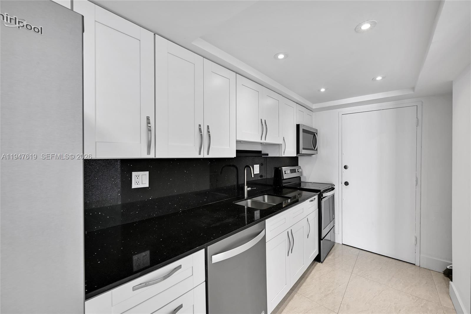 18041 Biscayne Blvd #1202 Aventura, FL 33160