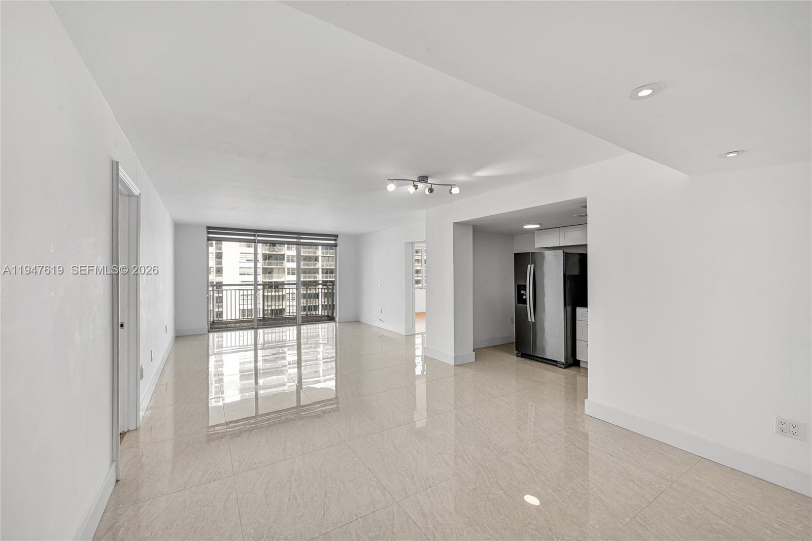 18041 Biscayne Blvd #1202 Aventura, FL 33160