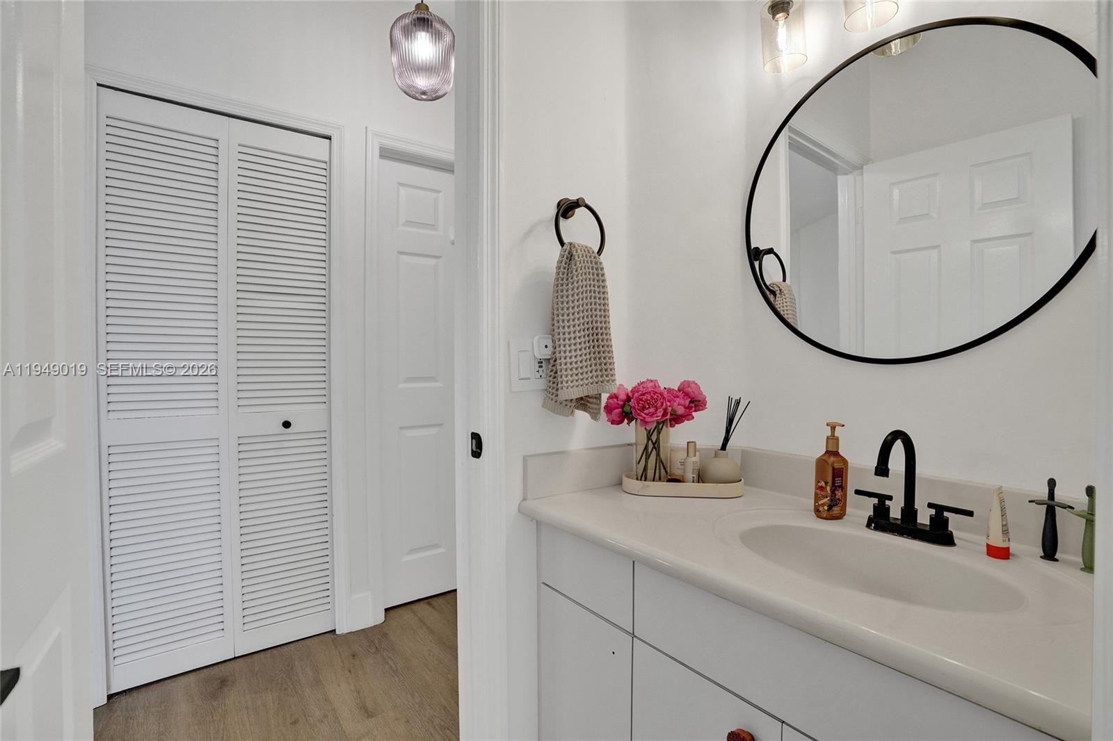 9046 SW 160th Ter Palmetto Bay, FL 33157