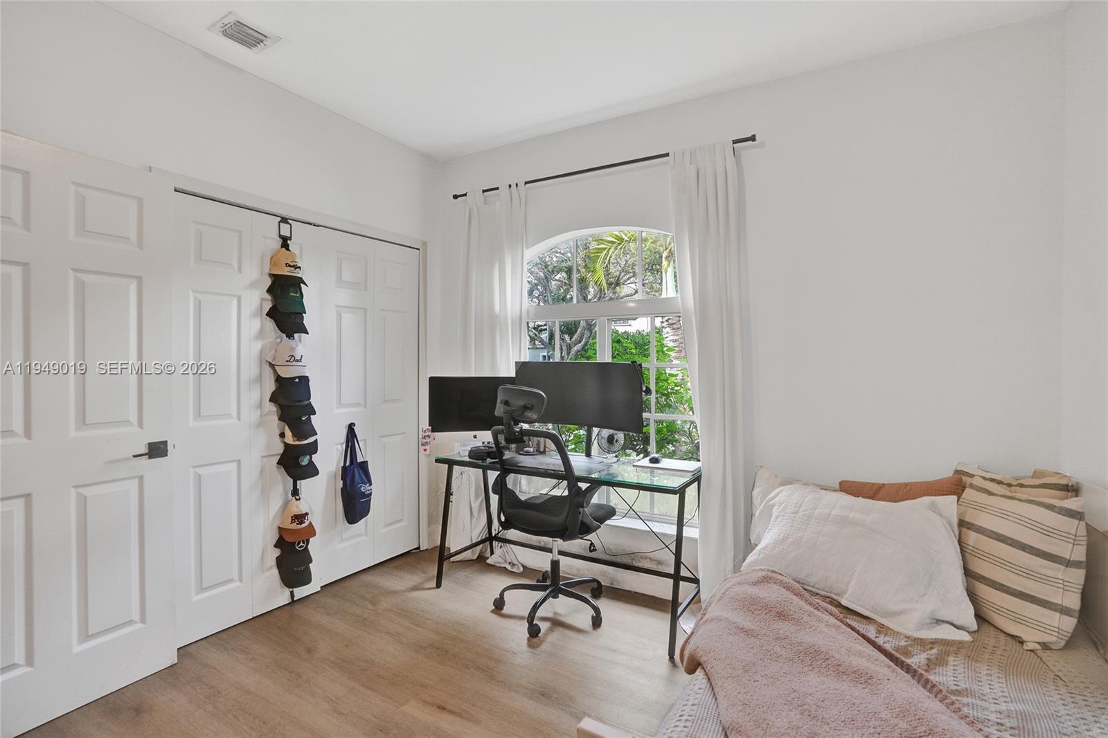 9046 SW 160th Ter Palmetto Bay, FL 33157