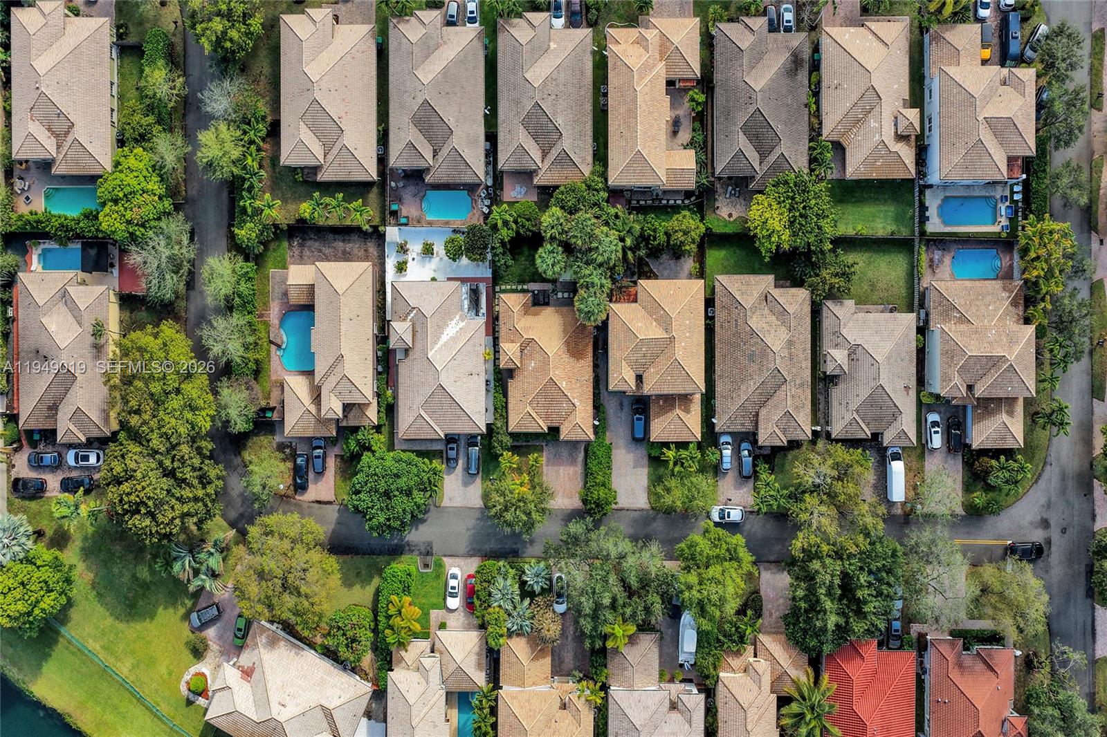 9046 SW 160th Ter Palmetto Bay, FL 33157