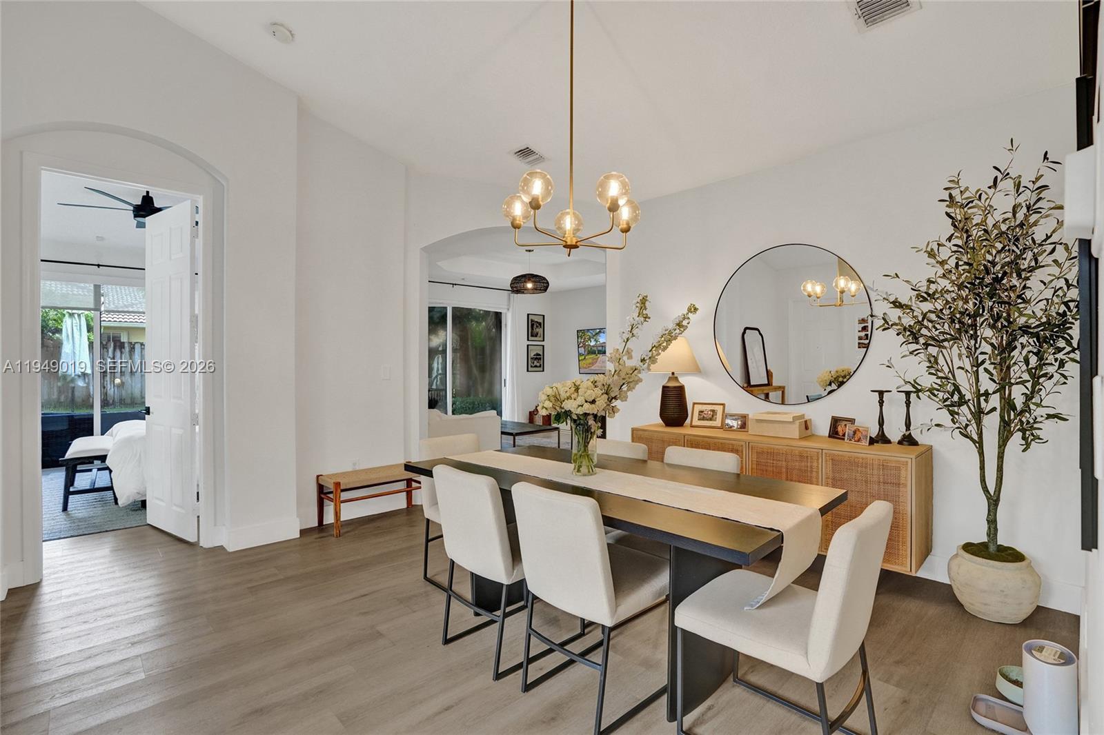 9046 SW 160th Ter Palmetto Bay, FL 33157