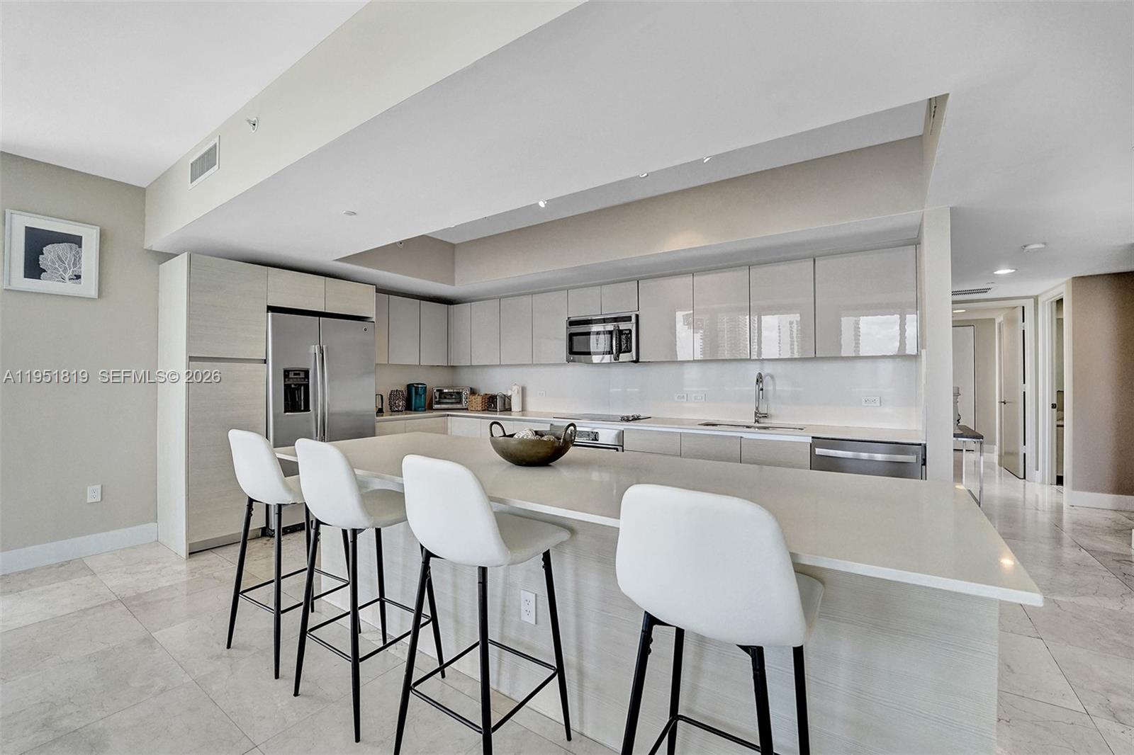 image Beachwalk Condominium16