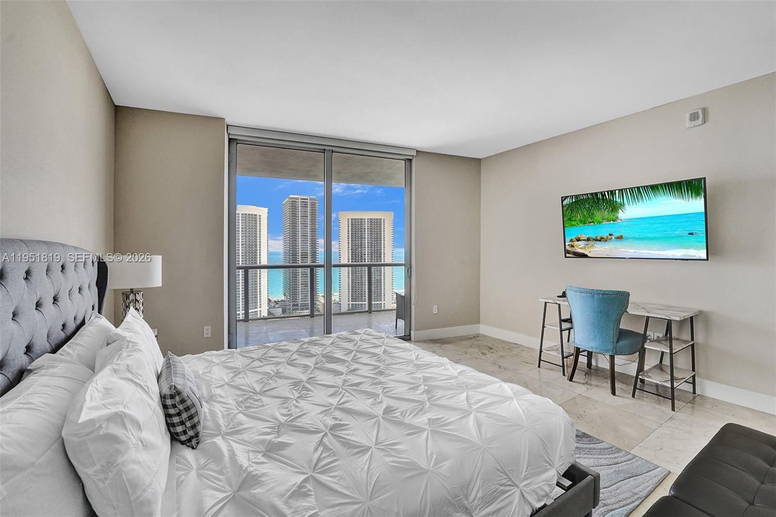 image Beachwalk Condominium30