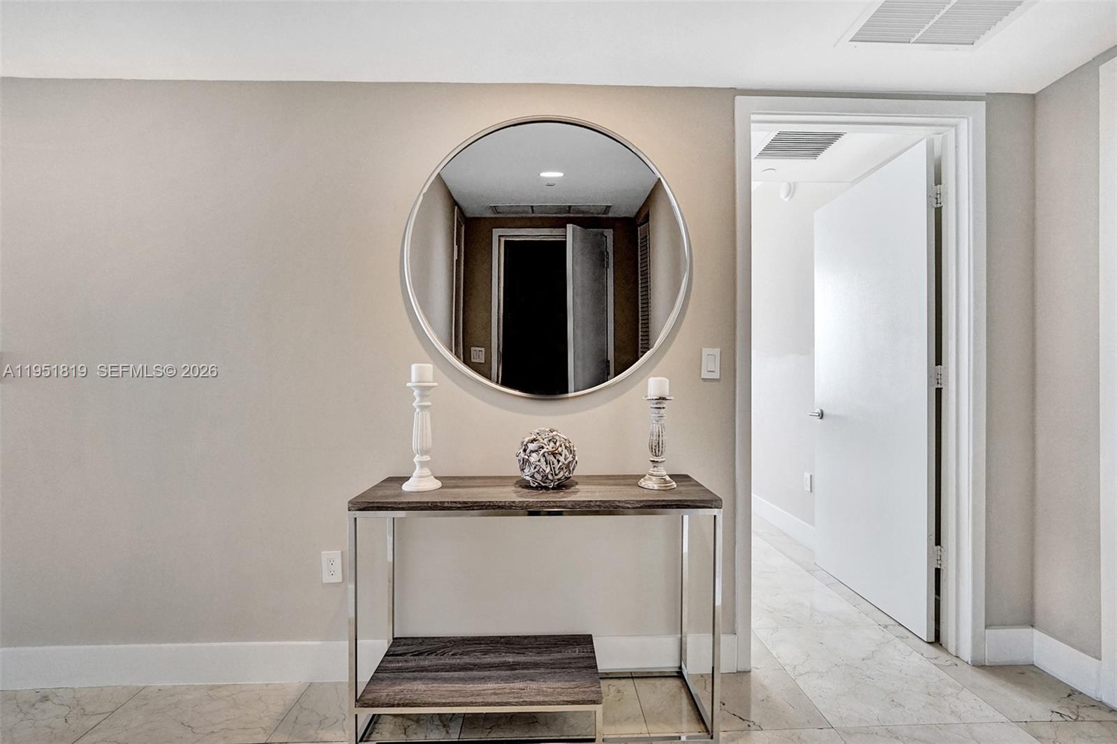 image Beachwalk Condominium35