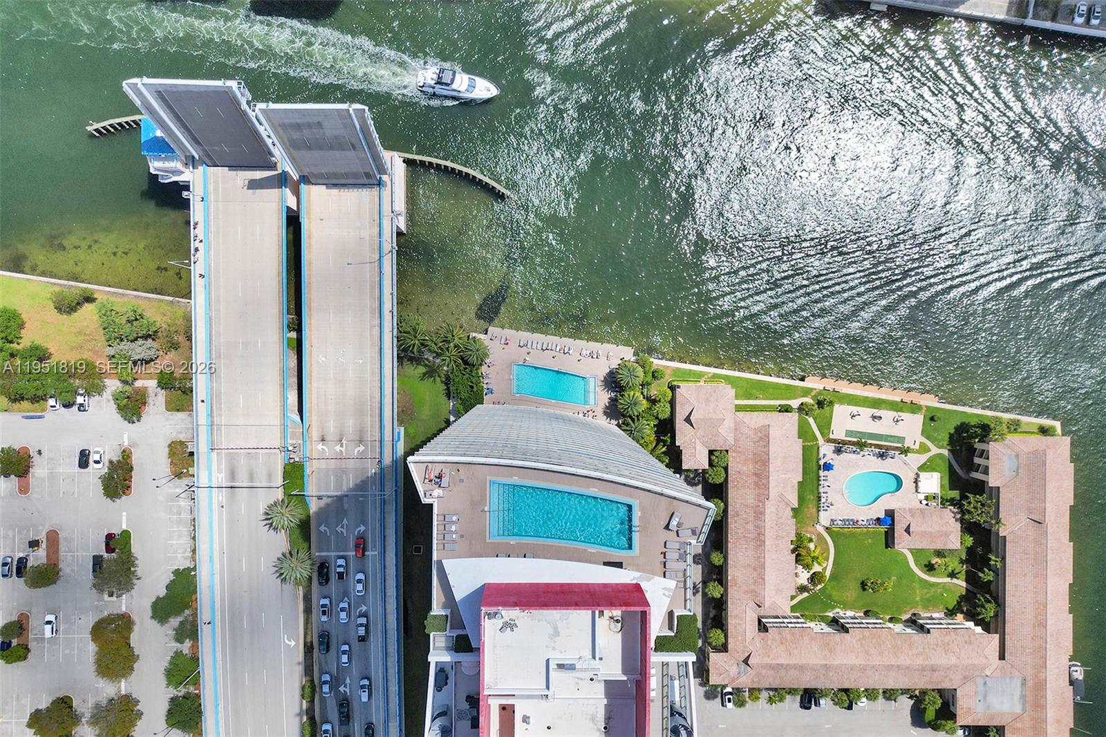 image Beachwalk Condominium52