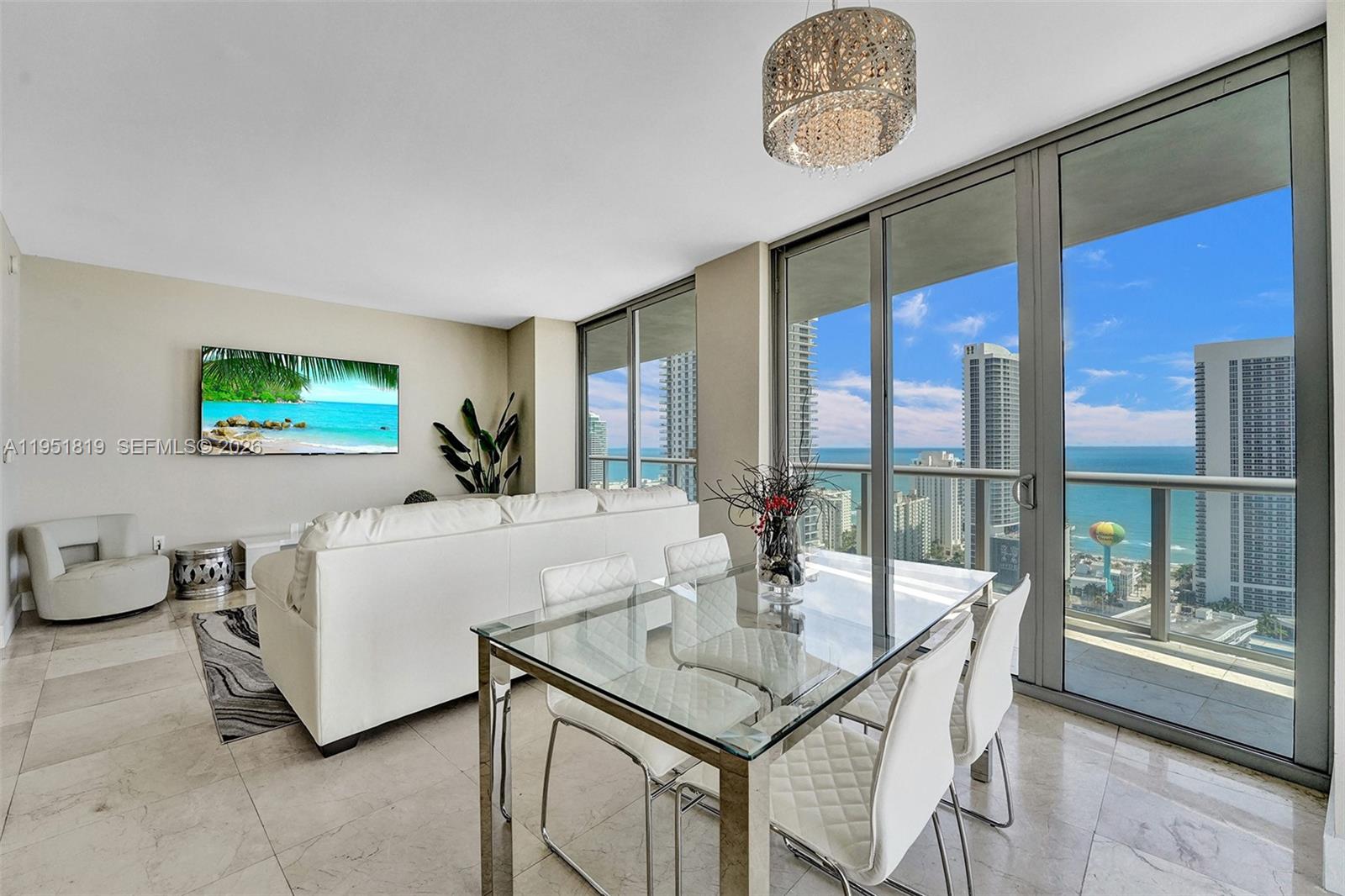 image Beachwalk Condominium6